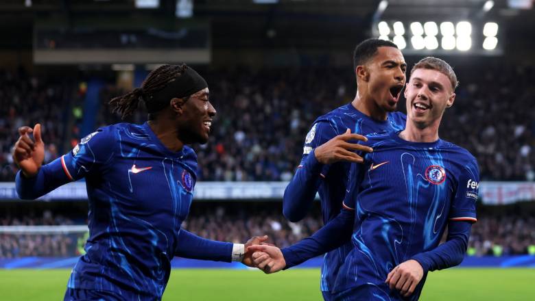 Ollie Watkins helps Aston Villa comeback to seal 11th straight win against Chelsea - Ảnh 2