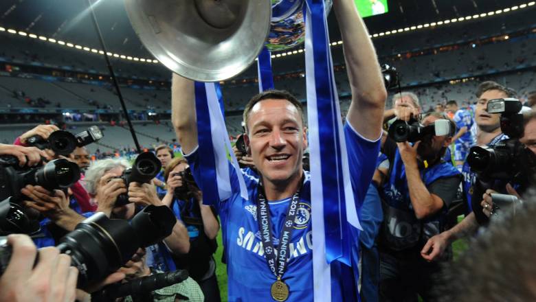 Chelsea icon John Terry puts his infamous 2008 Champions League final shirt up for auction - Ảnh 1