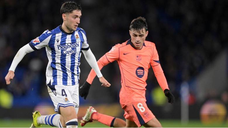 Barcelona suffer shock defeat at Real Sociedad, eleven-match winning streak ends - Ảnh 2