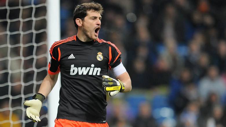 Real Madrid best goalkeepers ranked: Casillas&rsquo; perfect backup appears, Courtois still not No.1 - Ảnh 4