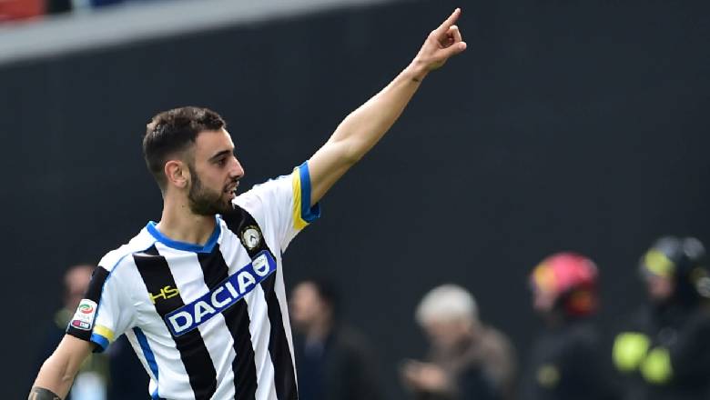 How many goals has Bruno Fernandes scored in his career?  - Ảnh 1