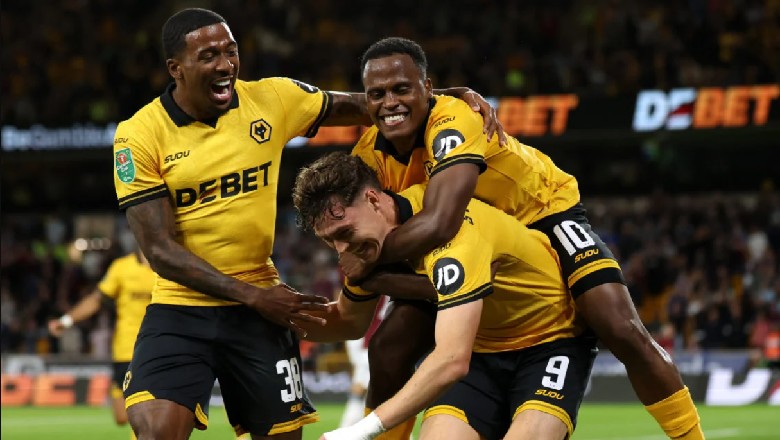 10 greatest football teams that play in orange: How a coach&rsquo;s wife and a referee shaped a legend - Ảnh 1