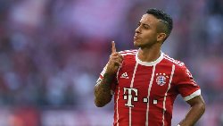 How many trophies does Thiago Alcantara have?